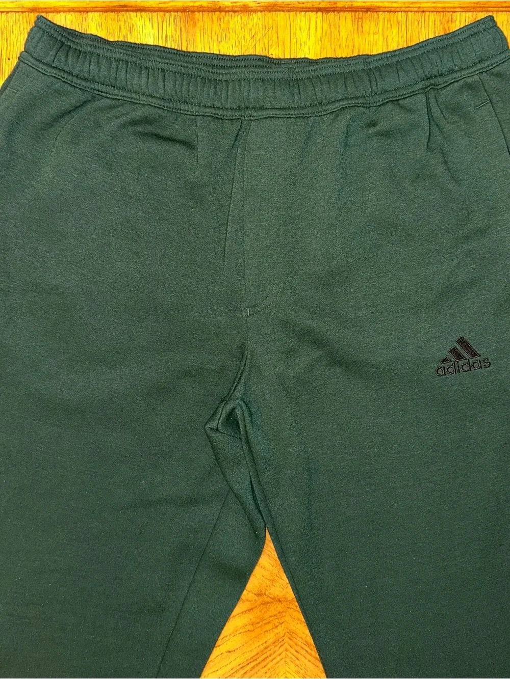 Adidas Fleece Tapered Pants Men’s Size XL Green Zip Ankles Logo Drawstrings
